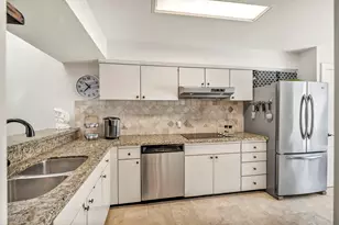 402 Hi Stirrup, Horseshoe Bay, TX 78657 - Photo 7