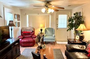 708 Avenue S, Marble Falls, TX 78654 - Photo 5