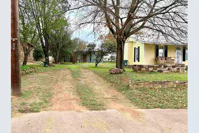 708 Avenue S, Marble Falls, TX 78654 - Photo 3