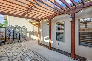 142-A Uplift St, Horseshoe Bay, TX 78657 - Photo 3