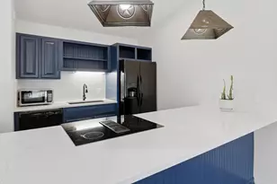 100 Bay Point Dr, Horseshoe Bay, TX 78657 - Photo 5