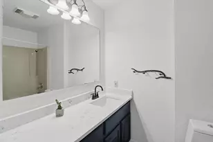 100 Bay Point Dr, Horseshoe Bay, TX 78657 - Photo 17