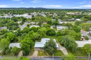 407 E Kerr St, Burnet, TX 78611 - Photo 7