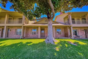 412 Short Circuit, Horseshoe Bay, TX 78657 - Photo 1