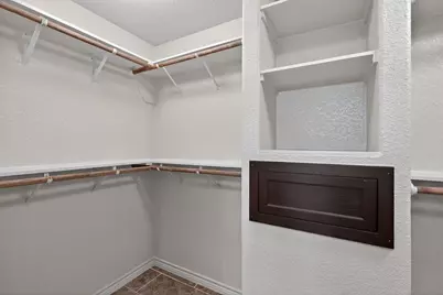 212 Knights Row, Cottonwood Shores, TX 78657 - Photo 17