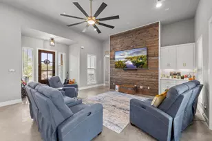 96 Primrose Ln, Marble Falls, TX 78654 - Photo 3