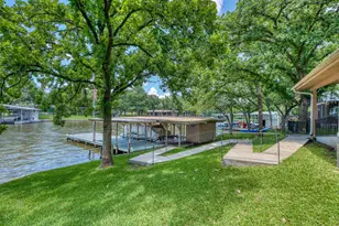 104 Bluebird Ln, Highland Haven, TX 78654 - Photo 13