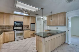 104 Bluebird Ln, Highland Haven, TX 78654 - Photo 25