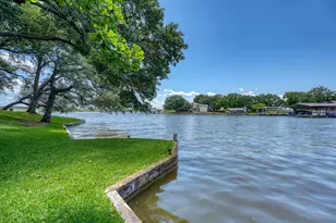 104 Bluebird Ln, Highland Haven, TX 78654 - Photo 15