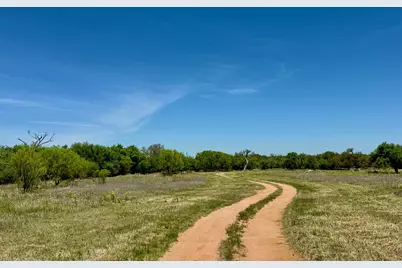 807 E Hwy 71 Highway, Llano, TX 78643 - Photo 19
