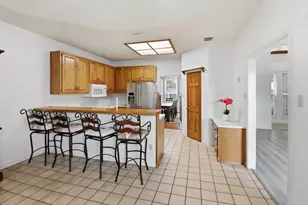 907 Sherman Dr, Marble Falls, TX 78654 - Photo 13