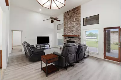 907 Sherman Dr., Marble Falls, TX 78654 - Photo 9