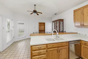 907 Sherman Dr, Marble Falls, TX 78654 - Photo 15