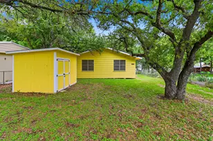 1138 Hill Cir E Dr, Granite Shoals, TX 78654 - Photo 3