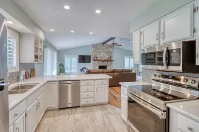 506 Lost Spur, Horseshoe Bay, TX 78657 - Photo 11