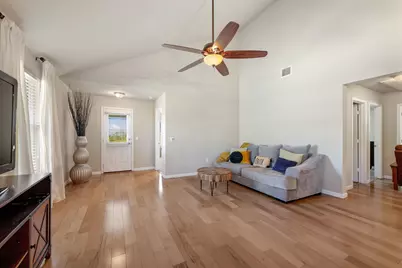 117 Liard River Road, Hutto, TX 78634 - Photo 17