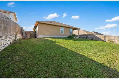 117 Liard River Road, Hutto, TX 78634 - Photo 31