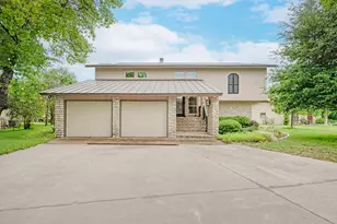 320 Lucy Ln, Horseshoe Bay, TX 78657 - Photo 3