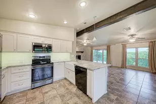 320 Lucy Ln, Horseshoe Bay, TX 78657 - Photo 11