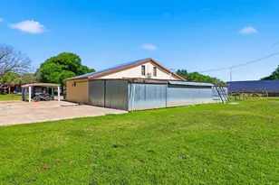 1204 S Gabriel Dr, Leander, TX 78641 - Photo 23