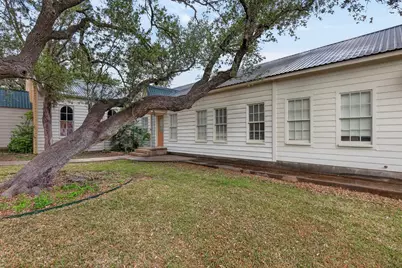 410 W West, Bertram, TX 78605 - Photo 31