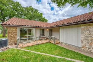 110 Big Spur, Horseshoe Bay, TX 78657 - Photo 3