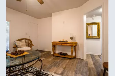 103 N Avenue Q, Johnson City, TX 78636 - Photo 7