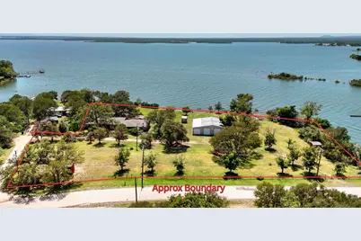 110 W Lakecrest Drive, Bluffton, TX 78607 - Photo 35