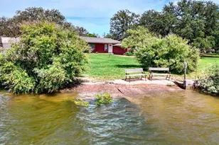 110 W Lakecrest Dr, Bluffton, TX 78607 - Photo 43