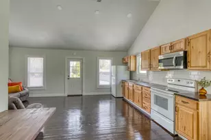 1005 Bayley, Llano, TX 78643 - Photo 25