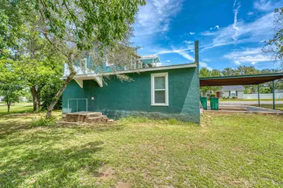 1005 Bayley, Llano, TX 78643 - Photo 33