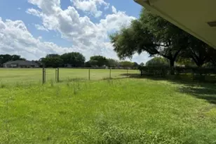 435 St Andrews, Meadowlakes, TX 78654 - Photo 3