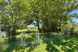 635 Village Loop, Tow, TX 78672 - Photo 11