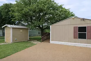 120 Highline Cutoff Dr, Kingsland, TX 78639 - Photo 11