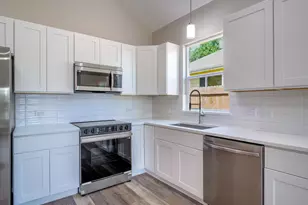 147 W Pine, Granite Shoals, TX 78654 - Photo 13