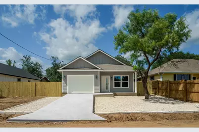 147 W Pine, Granite Shoals, TX 78654 - Photo 3