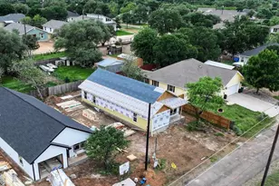 147 W Pine, Granite Shoals, TX 78654 - Photo 5