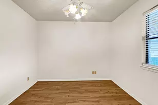 500 Hi Cir W, Horseshoe Bay, TX 78657 - Photo 11