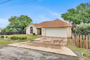 124 W Greenbriar, Granite Shoals, TX 78654 - Photo 3