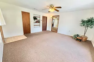 1115 Edgewater Dr, Spicewood, TX 78669 - Photo 15