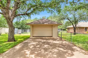 244 Driftwood Dr, Granite Shoals, TX 78654 - Photo 5