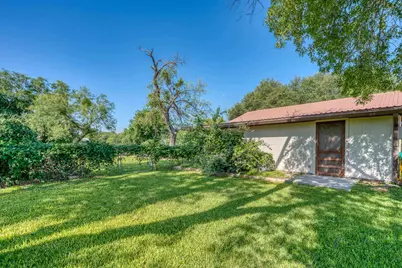 300 Redbird Street, Highland Haven, TX 78654 - Photo 9