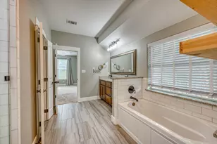 107 Marion St, Meadowlakes, TX 78654 - Photo 17