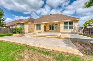 107 Marion St, Meadowlakes, TX 78654 - Photo 33