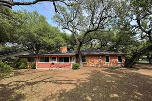 1104 Arbor Ln, Marble Falls, TX 78654 - Photo 7