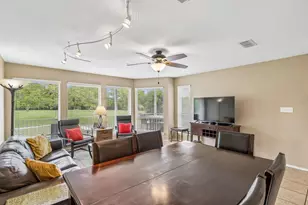 730 E Mather St, New Braunfels, TX 78130 - Photo 15