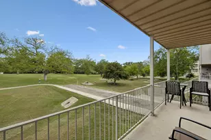 730 E Mather St, New Braunfels, TX 78130 - Photo 13