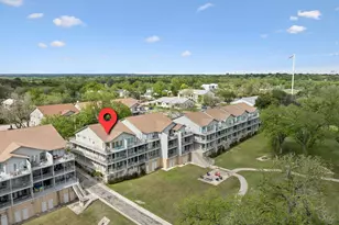 730 E Mather St, New Braunfels, TX 78130 - Photo 9