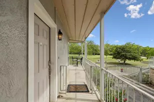 730 E Mather St, New Braunfels, TX 78130 - Photo 11