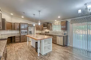 826 Sandy Mountain Dr, Sunrise Beach, TX 78643 - Photo 13